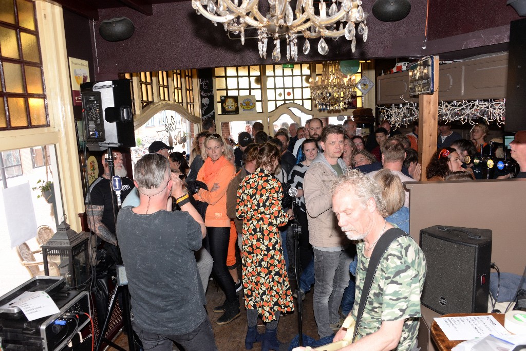 ../Images/Roved in de Punt op koningsdag 2019 062.jpg